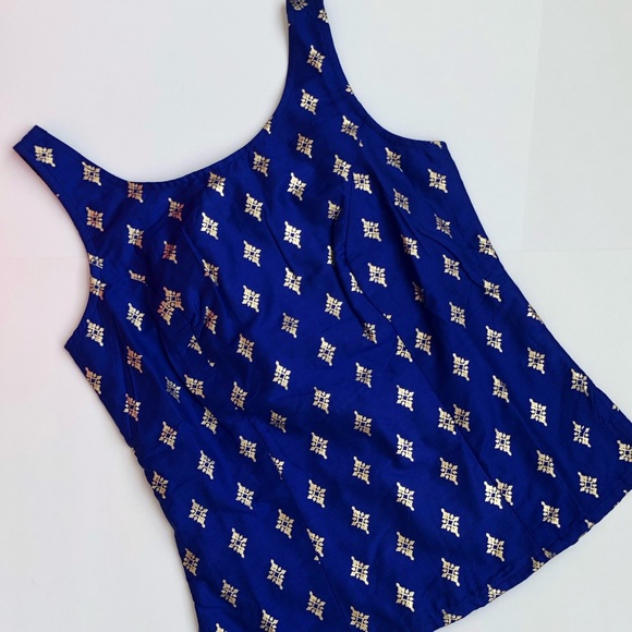 Tank Top - Picture 2 of 4